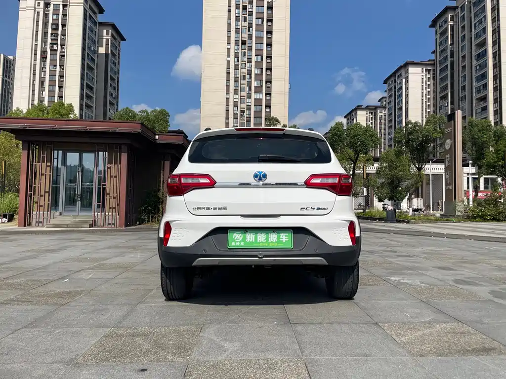 BAIC New Energy EC5 — миниатюра 11