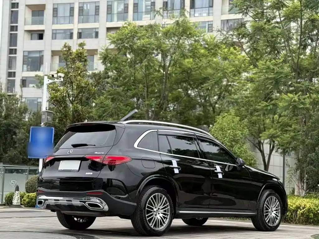 Mercedes-Benz GLC 2023 GLC 300 L 4MATIC 7 мест