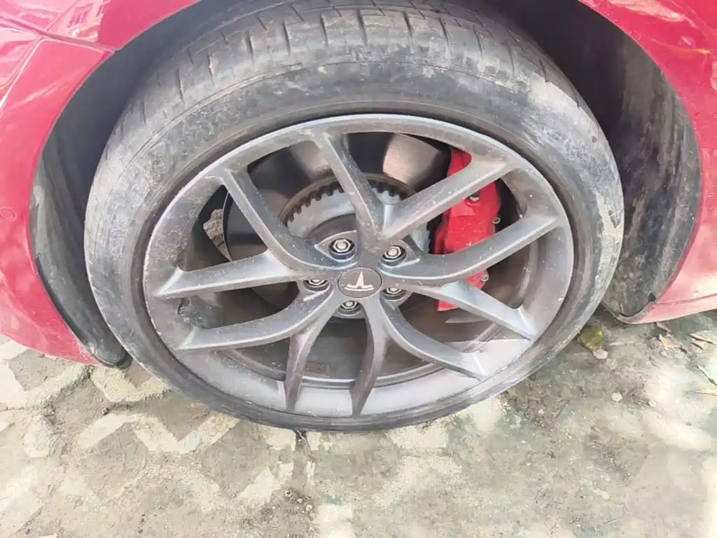 Tesla Model 3 — миниатюра 23