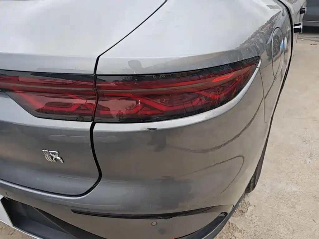 BYD Han — миниатюра 8
