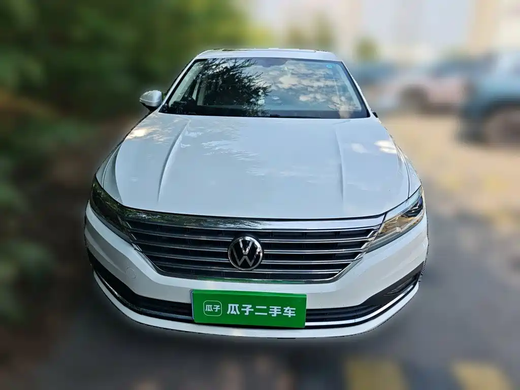 Volkswagen Lavida — миниатюра 2