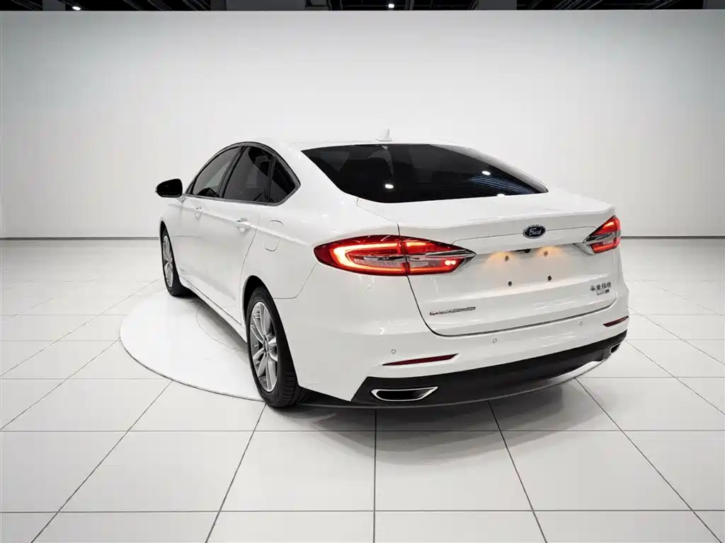 Ford Mondeo 2020 EcoBoost 200 Fashion
