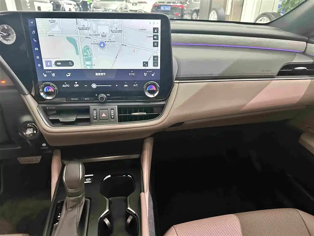 Lexus ES — миниатюра 10