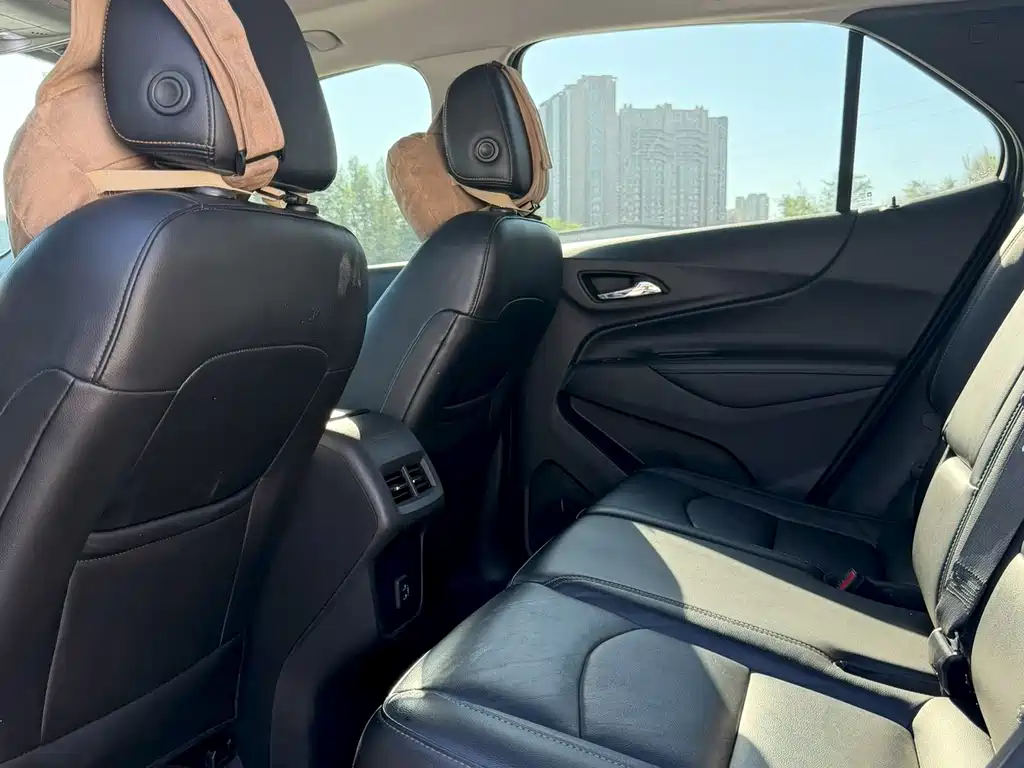 Chevrolet Equinox 2019 535T AT V