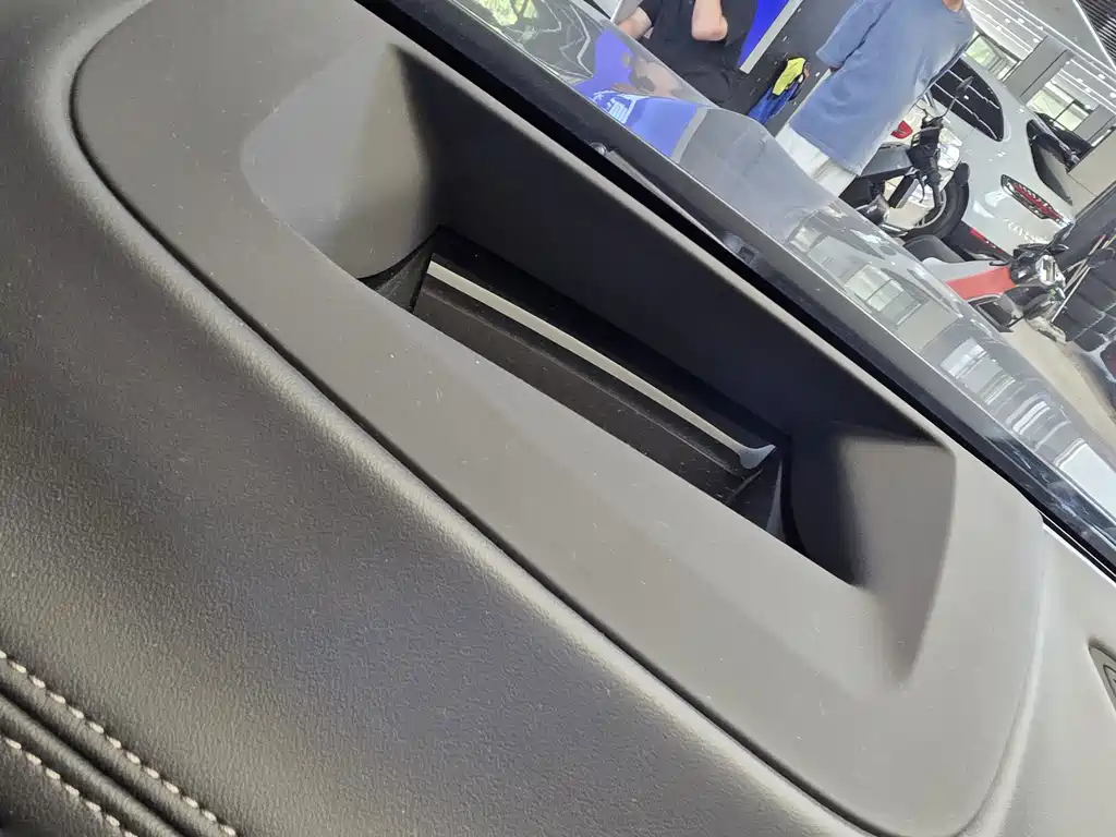 BMW X5 — миниатюра 9