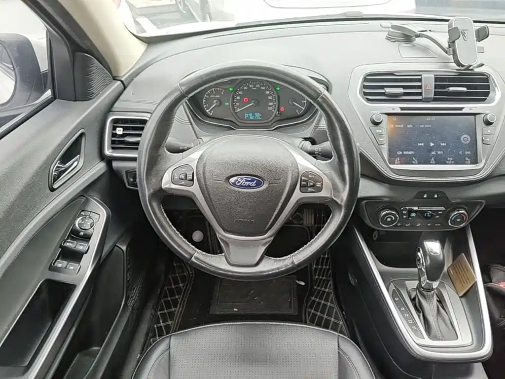 Ford Escort — миниатюра 11
