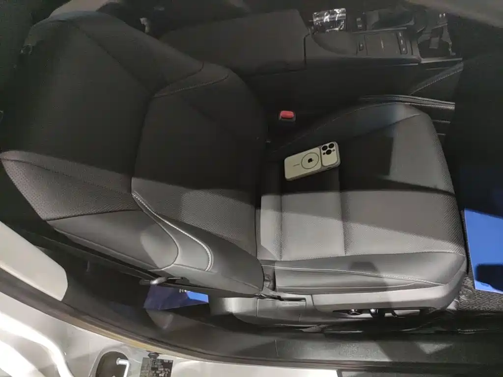 Lexus ES — миниатюра 25