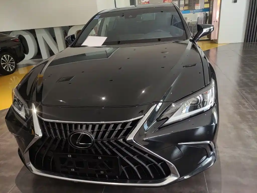 Lexus ES — миниатюра 3