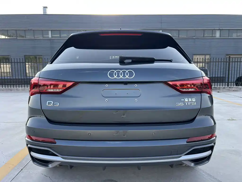 Audi Q3 — миниатюра 5