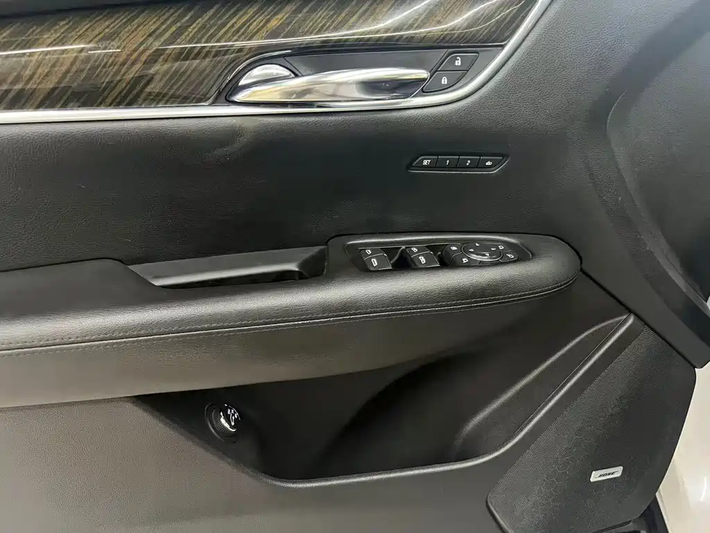 Cadillac XT5 2018 28T Luxury