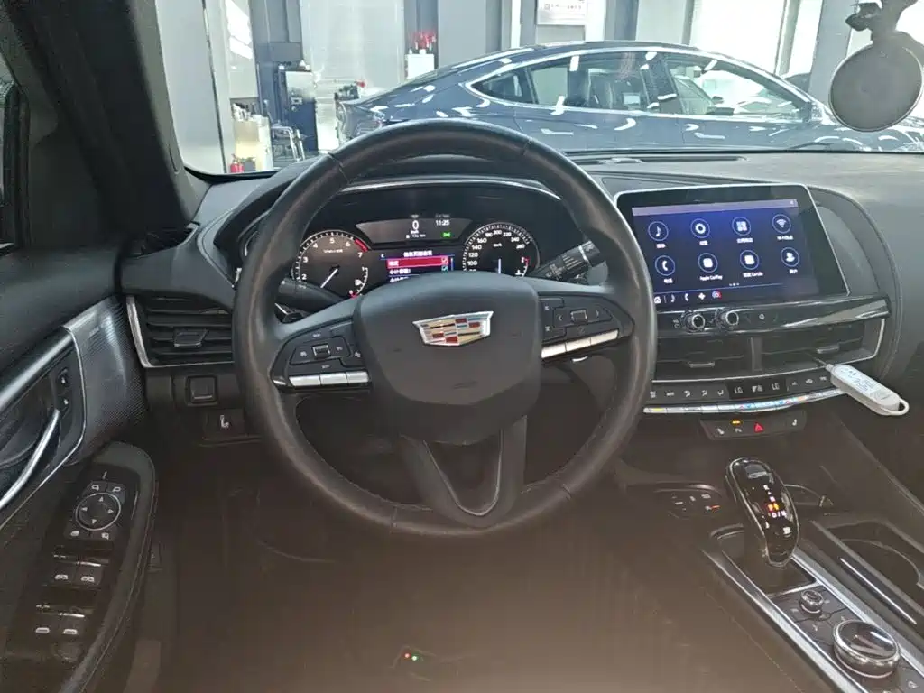 Cadillac CT5 — миниатюра 11