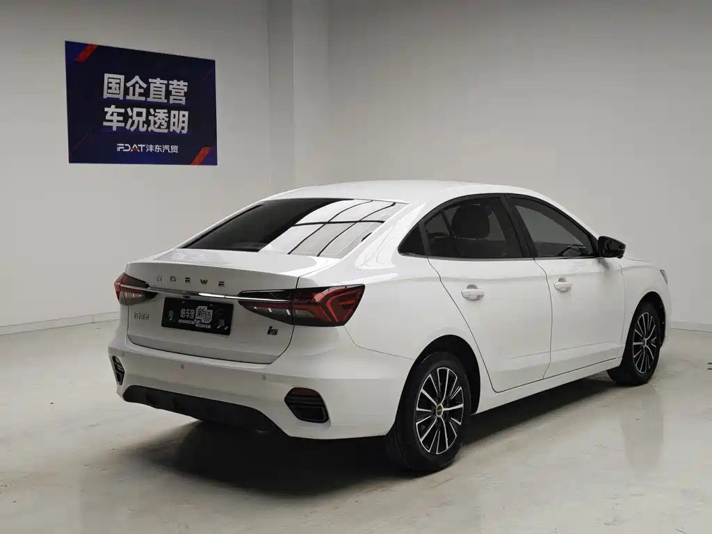 Roewe i5 — миниатюра 4