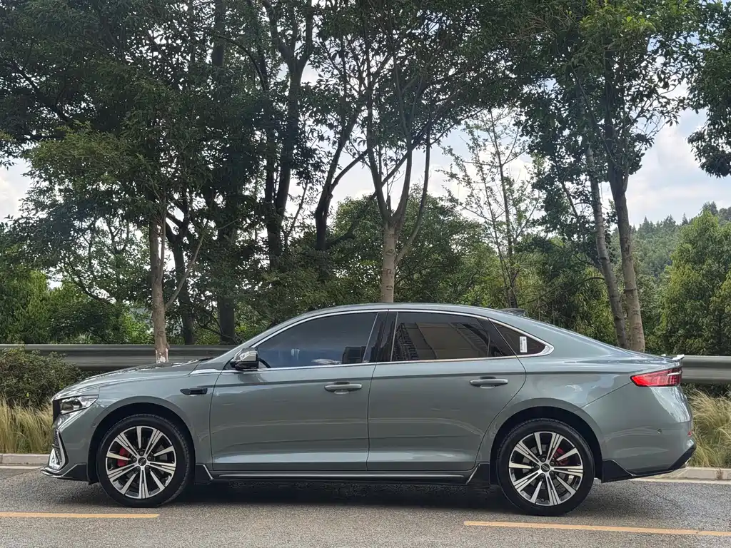 Geely Preface 2026 2.0TD
