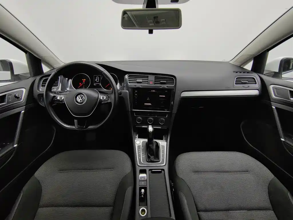 Volkswagen Golf — миниатюра 5