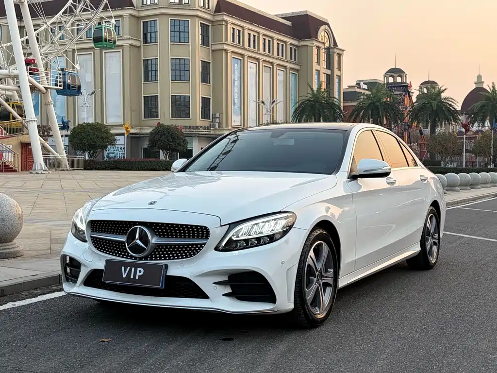 Mercedes-Benz C-Class 2020
