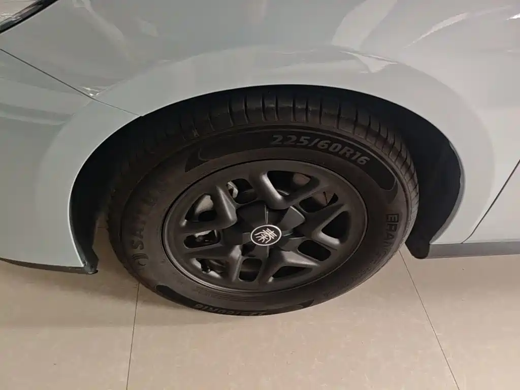 BYD Qin PLUS — миниатюра 23