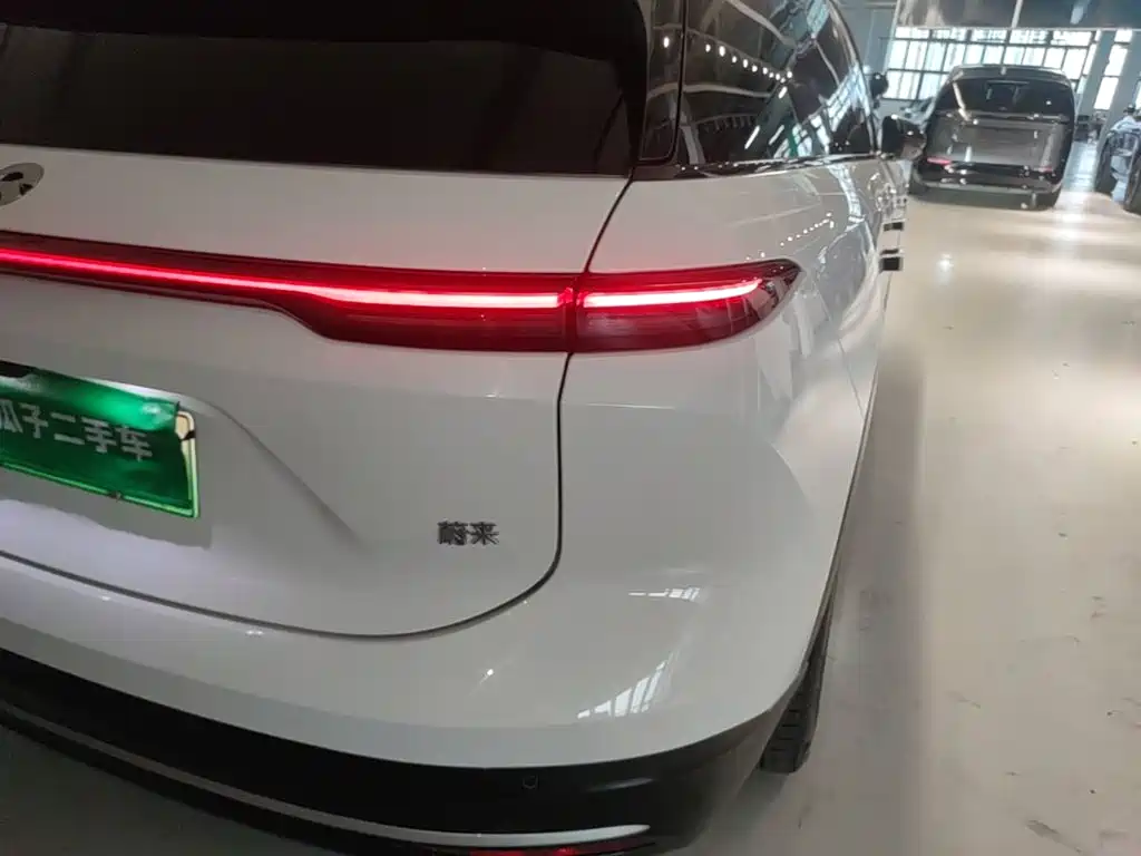 NIO ES6 — миниатюра 8