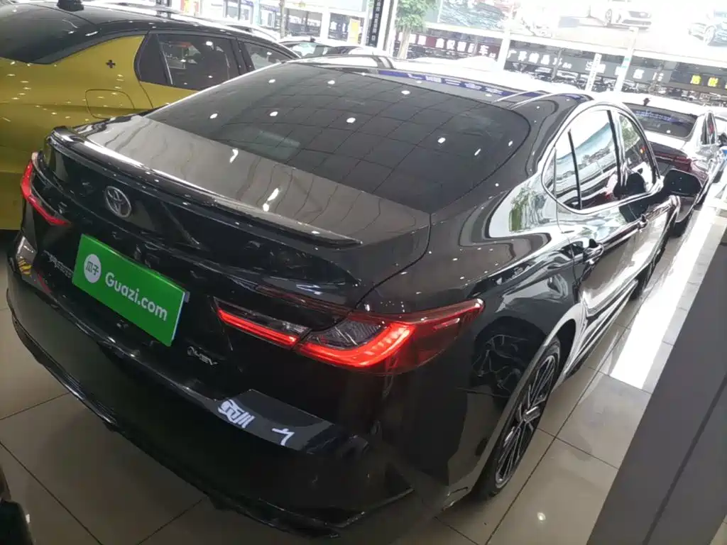 Toyota Camry 2026 2.0HSE Sport Lite