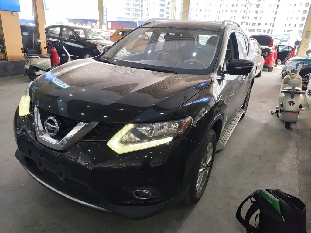 Nissan X-Trail 2014 2.0L CVT Comfort 2WD
