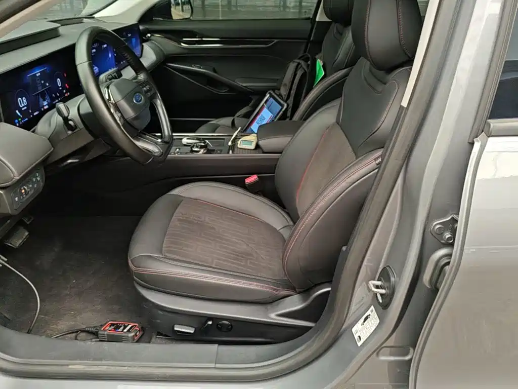 Ford Mondeo — миниатюра 15