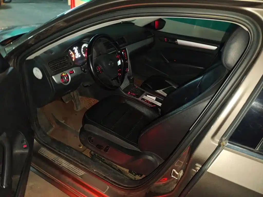 Volkswagen Passat — миниатюра 12