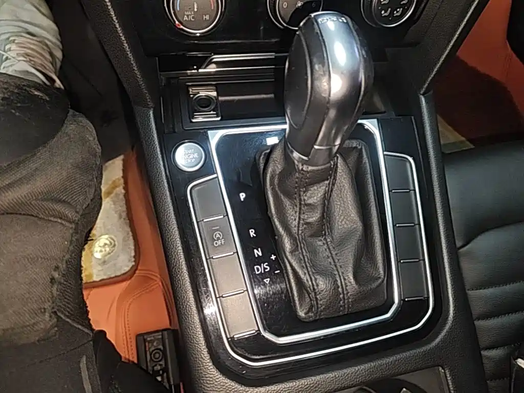 Volkswagen Magotan — миниатюра 14