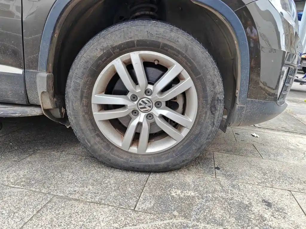 Volkswagen Tiguan — миниатюра 24