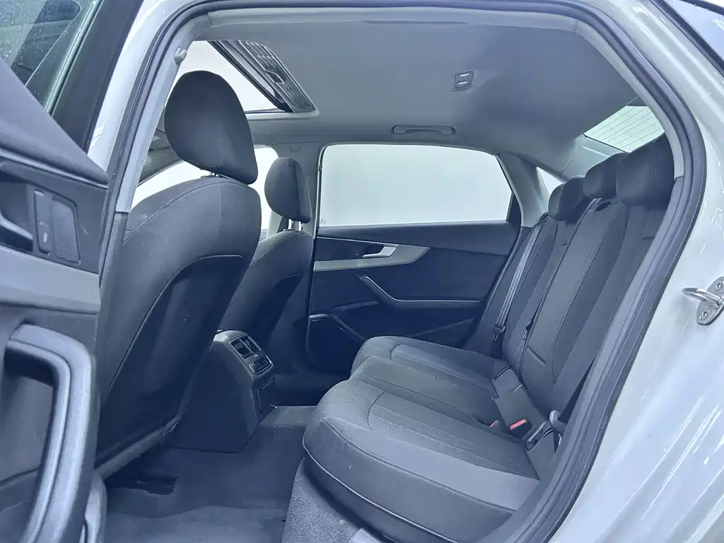 Audi A4L 2018 30 40 TFSI