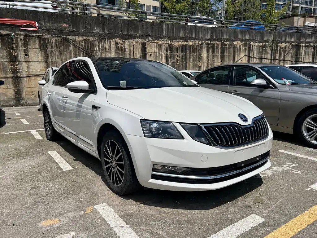 Skoda Octavia — миниатюра 2