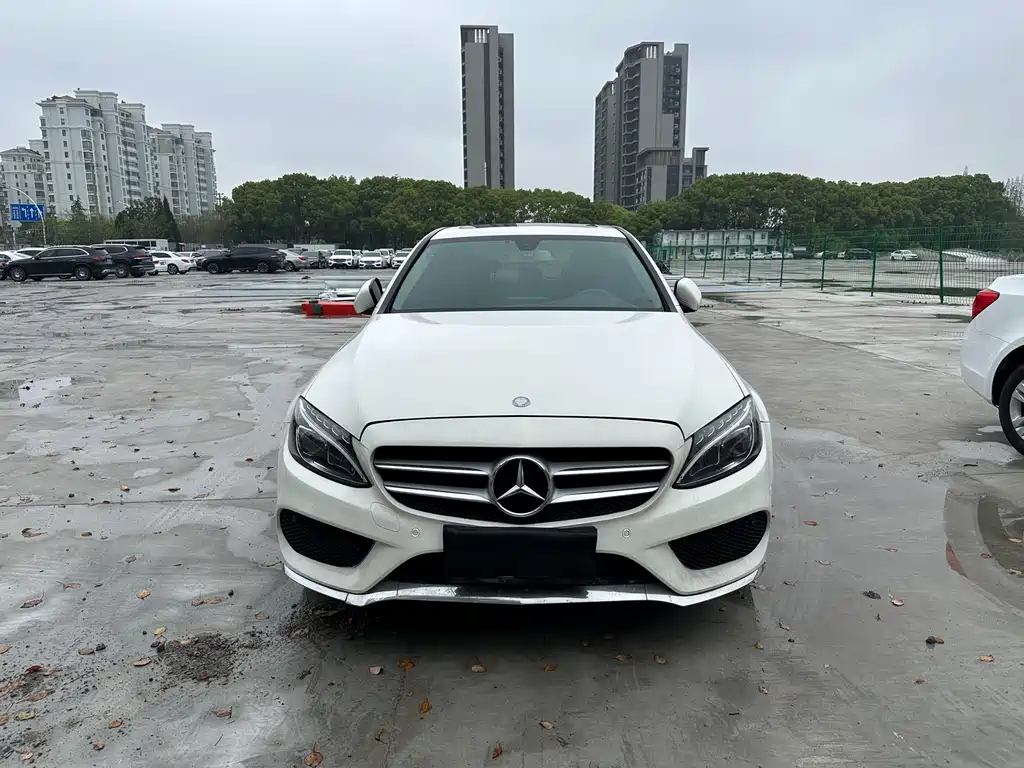 Mercedes-Benz C-Class — миниатюра 3