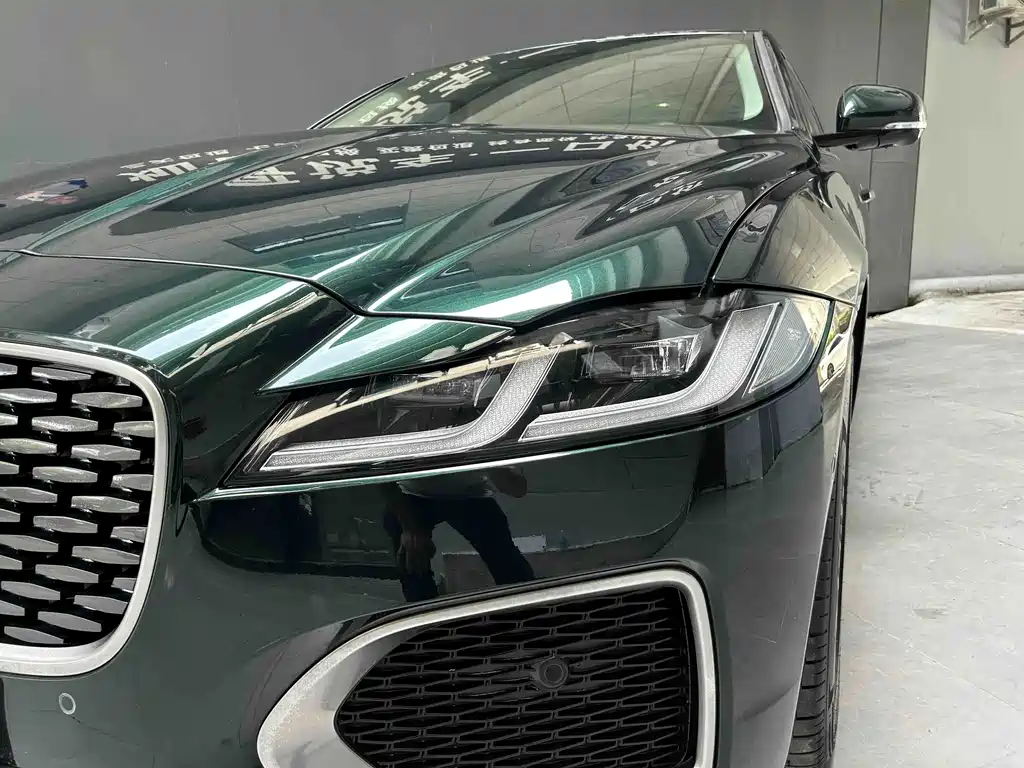 Jaguar XFL — миниатюра 11
