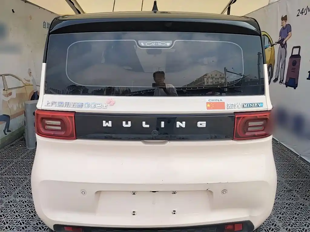 Wuling MINIEV — миниатюра 6