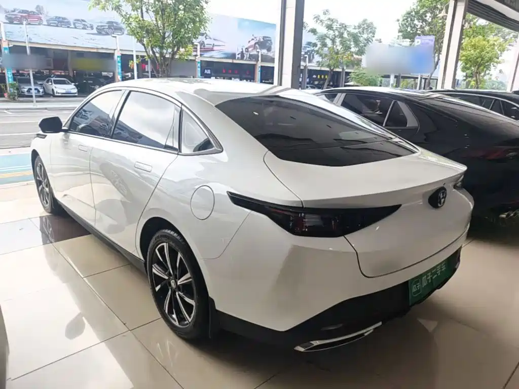 Changan Eado — миниатюра 5