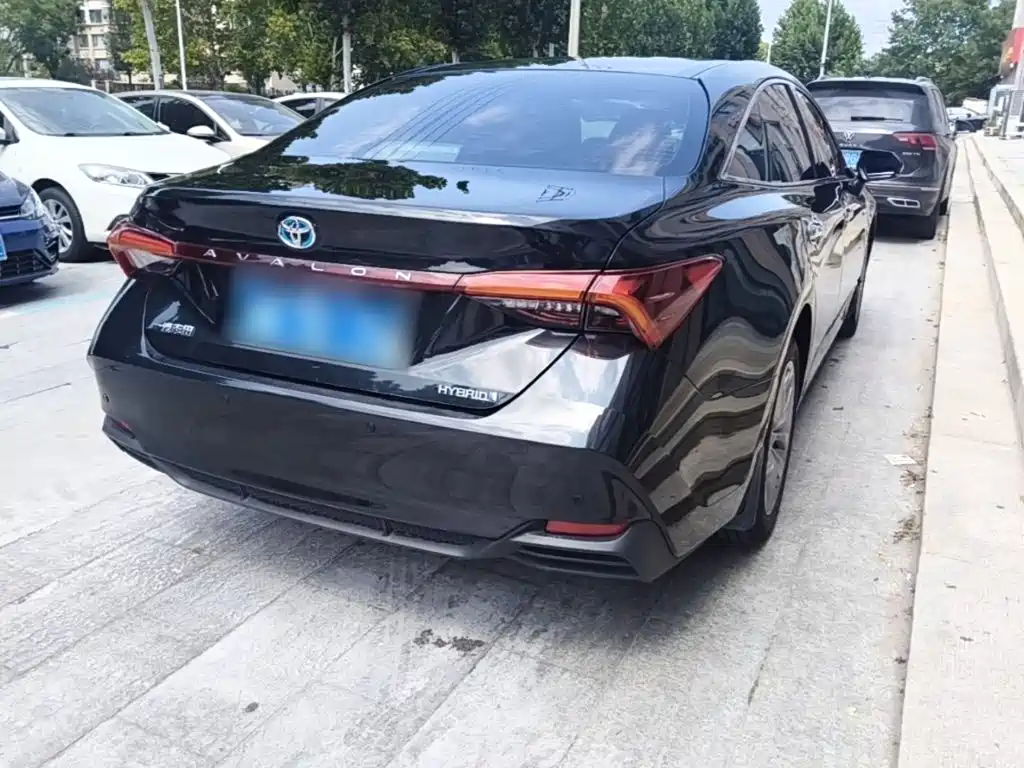 Toyota Avalon — миниатюра 7