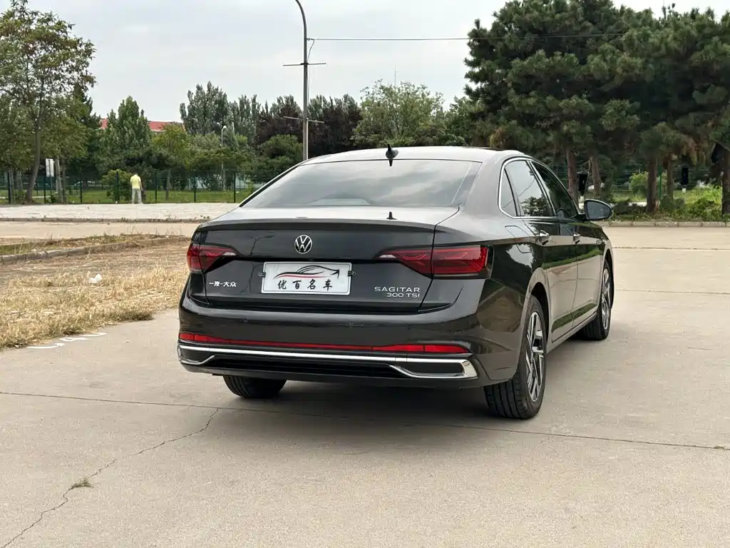 Volkswagen Sagitar — миниатюра 6