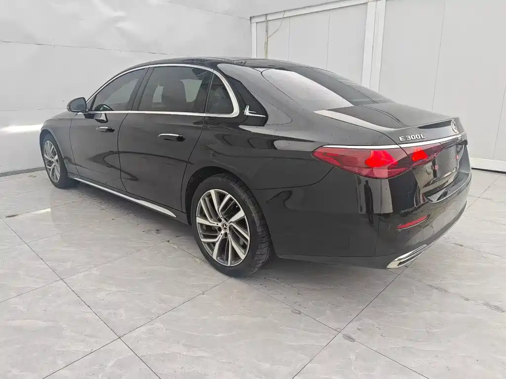 Mercedes-Benz E-Class E 2024 E 300 L Fashion