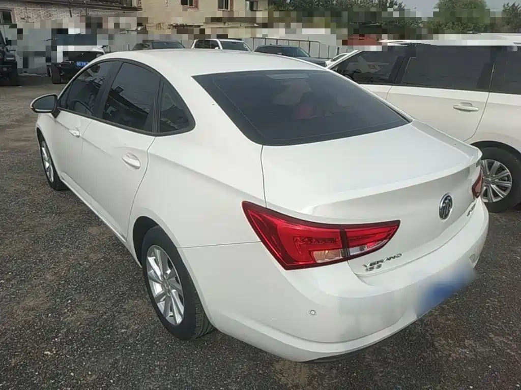 Buick Verano — миниатюра 5