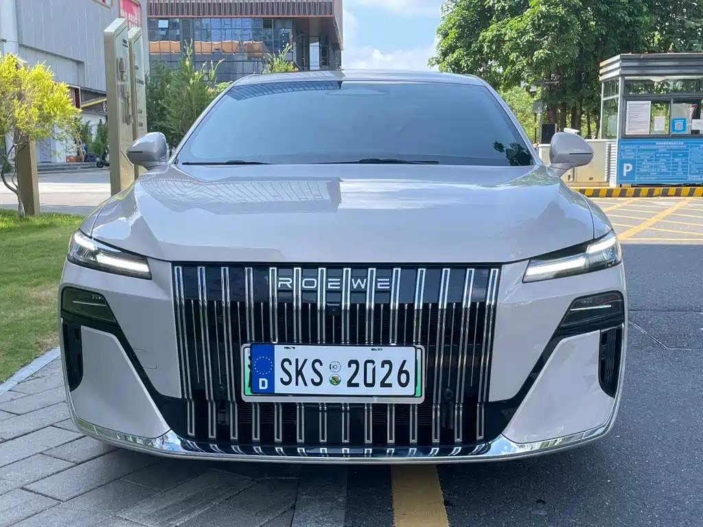 Roewe M7 DMH — миниатюра 2