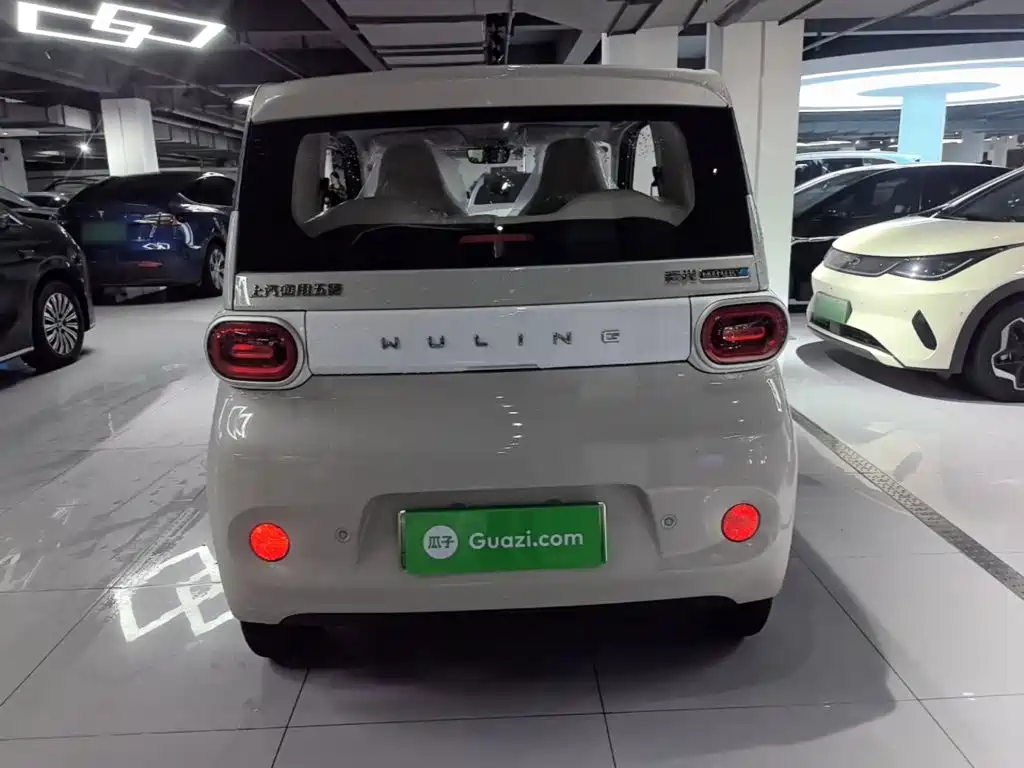 Wuling MINIEV — миниатюра 4