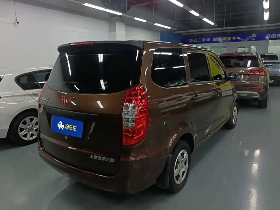 Wuling Hongguang — миниатюра 3
