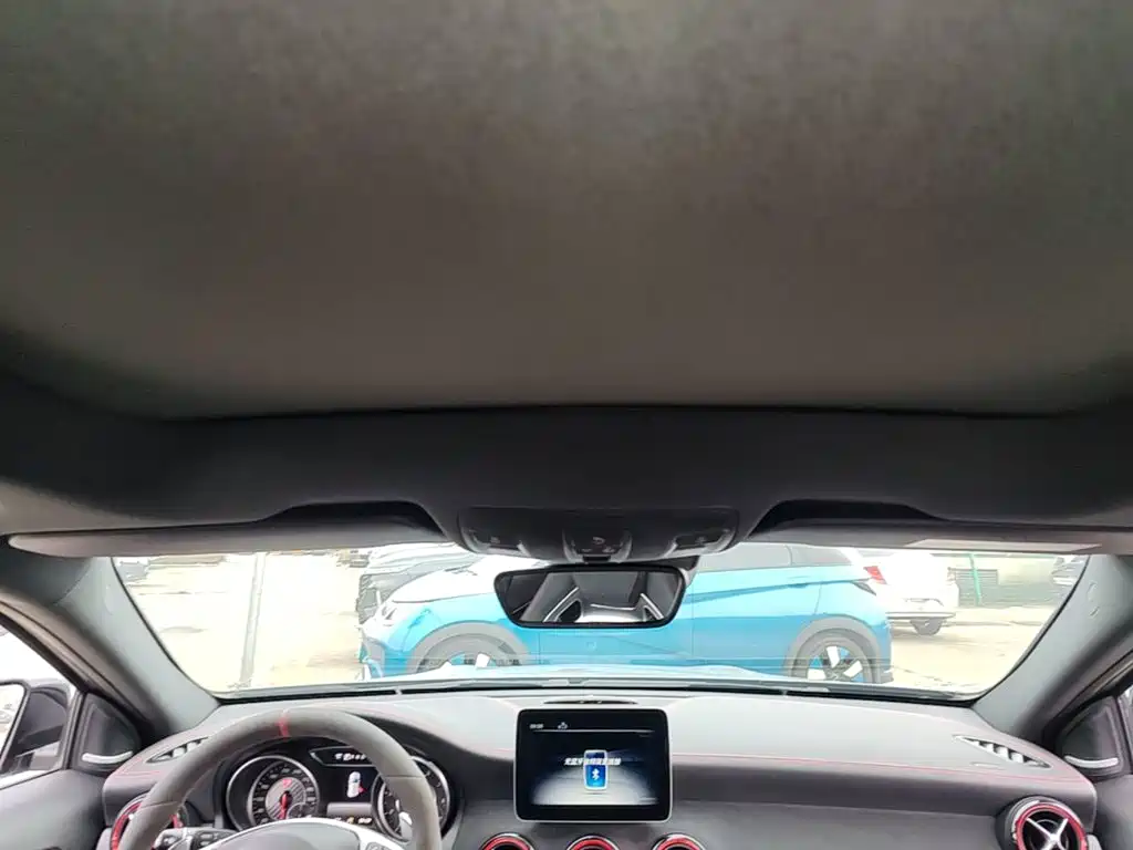Mercedes-Benz GLA AMG — миниатюра 18