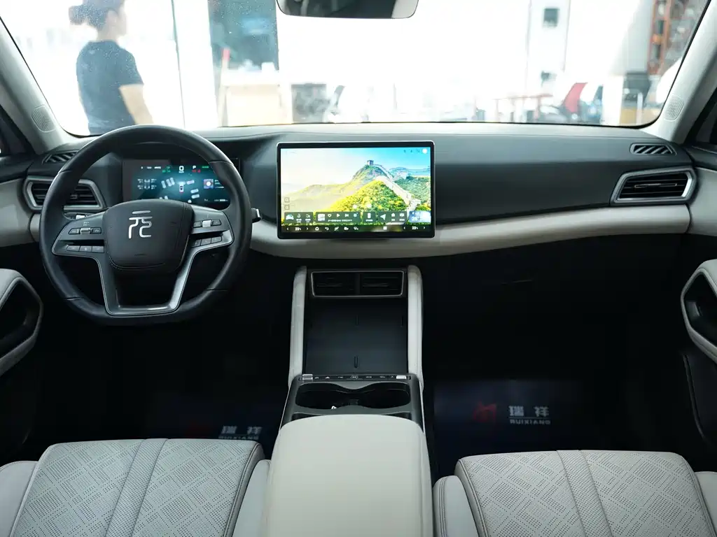 BYD Yuan UP — миниатюра 6