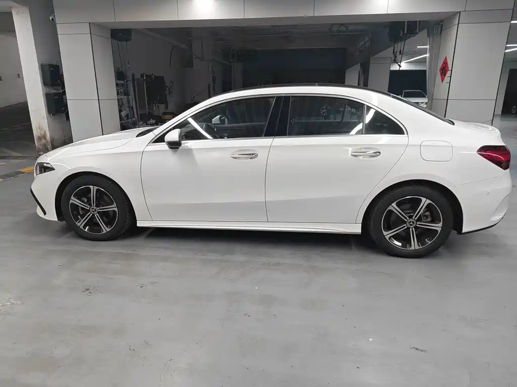 Mercedes-Benz A-Class — миниатюра 12