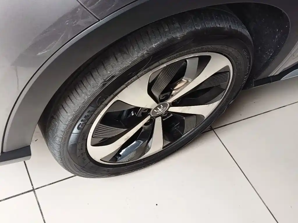 BYD PLUS New Energy — миниатюра 23