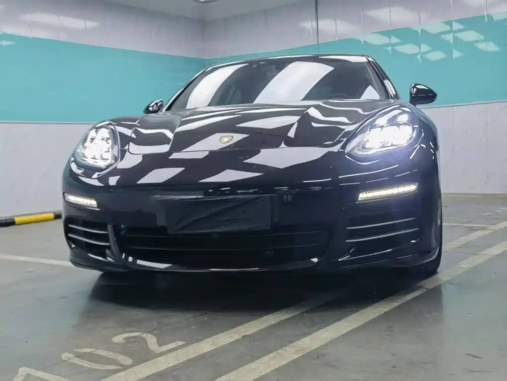 Porsche Panamera 2014 Panamera 4 3.0T