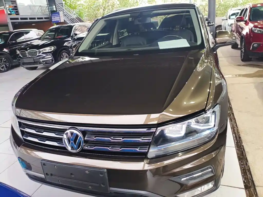 Volkswagen Tiguan L — миниатюра 3