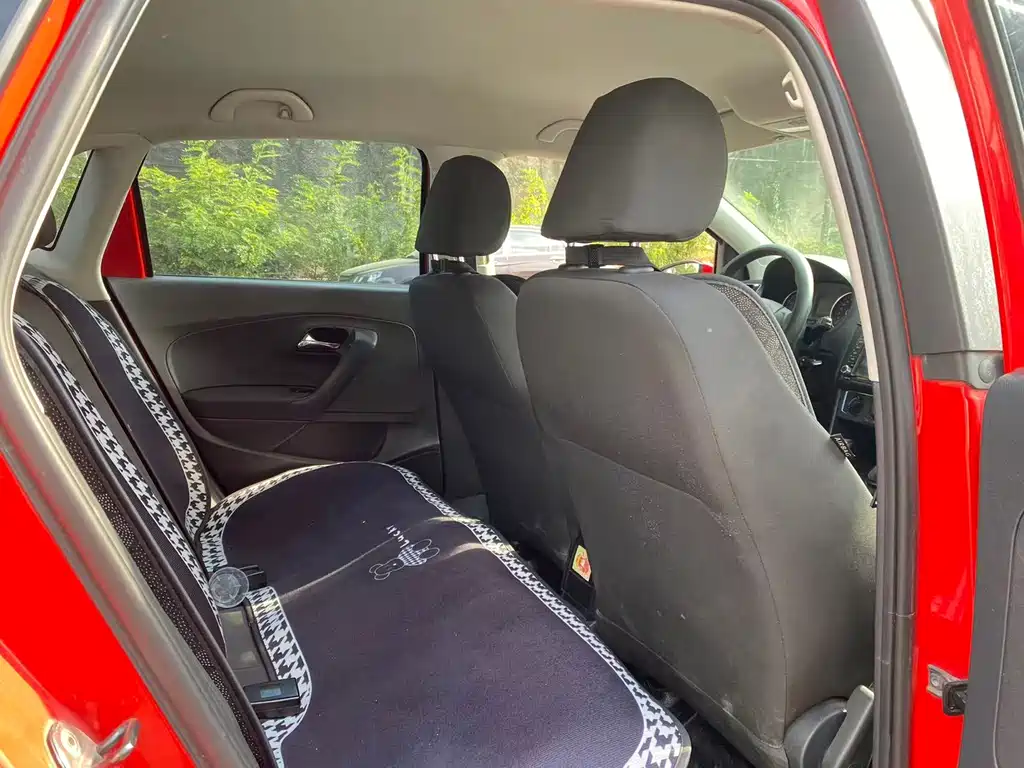 Volkswagen Polo — миниатюра 5