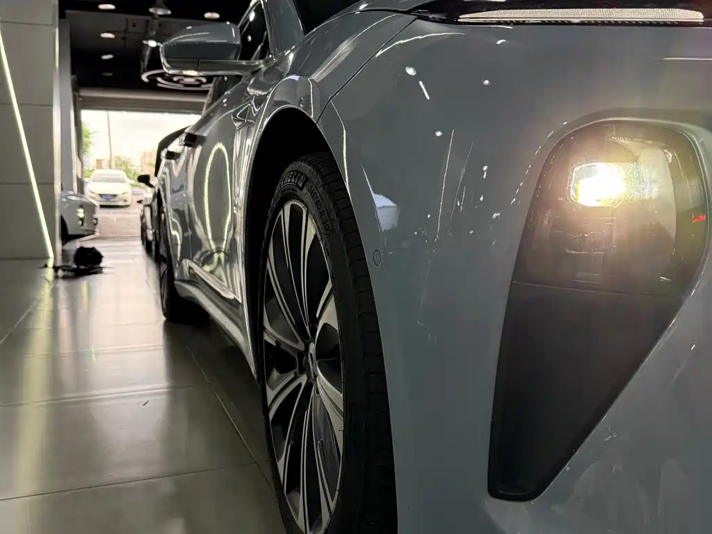 NIO ET5T — миниатюра 4