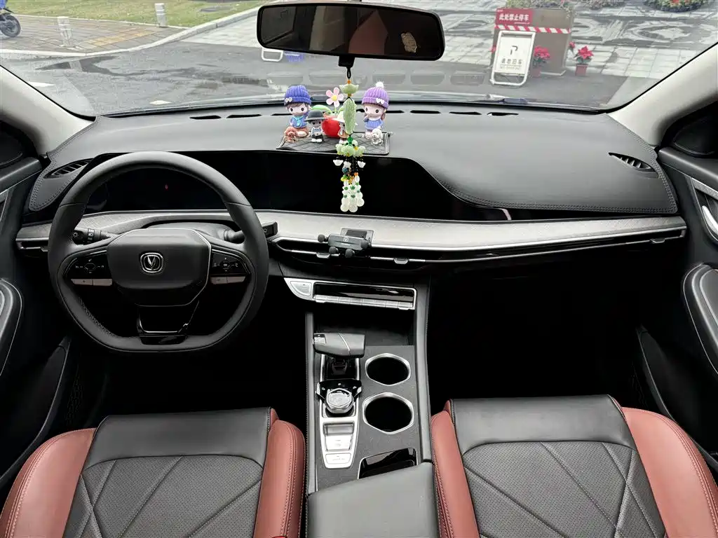 Changan Eado — миниатюра 8