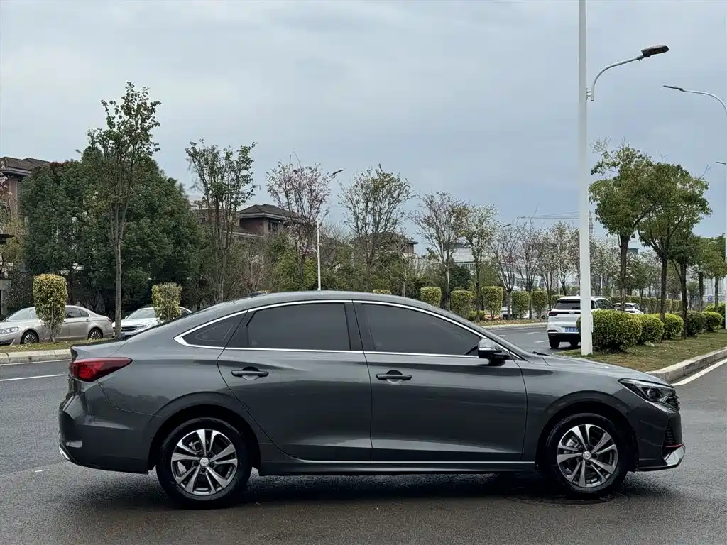 Changan Eado — миниатюра 14